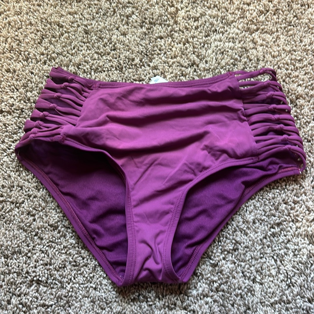 high wait rope sides swim bottoms. ambrielle small